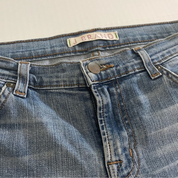 J brand cales women’s jeans size 25 light wash. - Picture 5 of 6